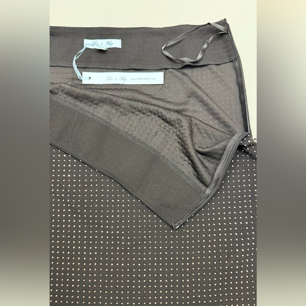 She + Sky Black Studded Pencil Skirt Size L - Picture 2 of 9